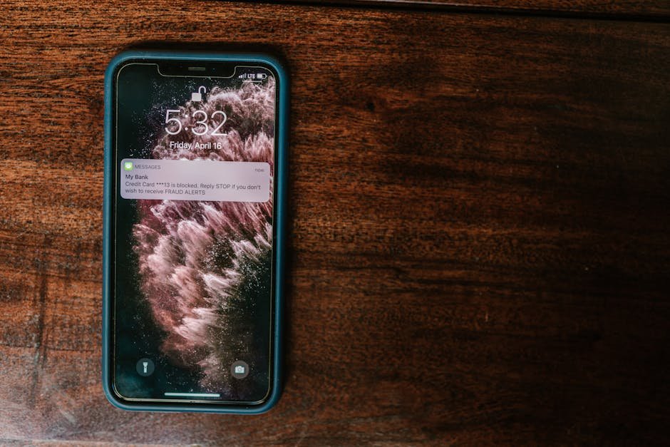 Phone showing notification on lock screen