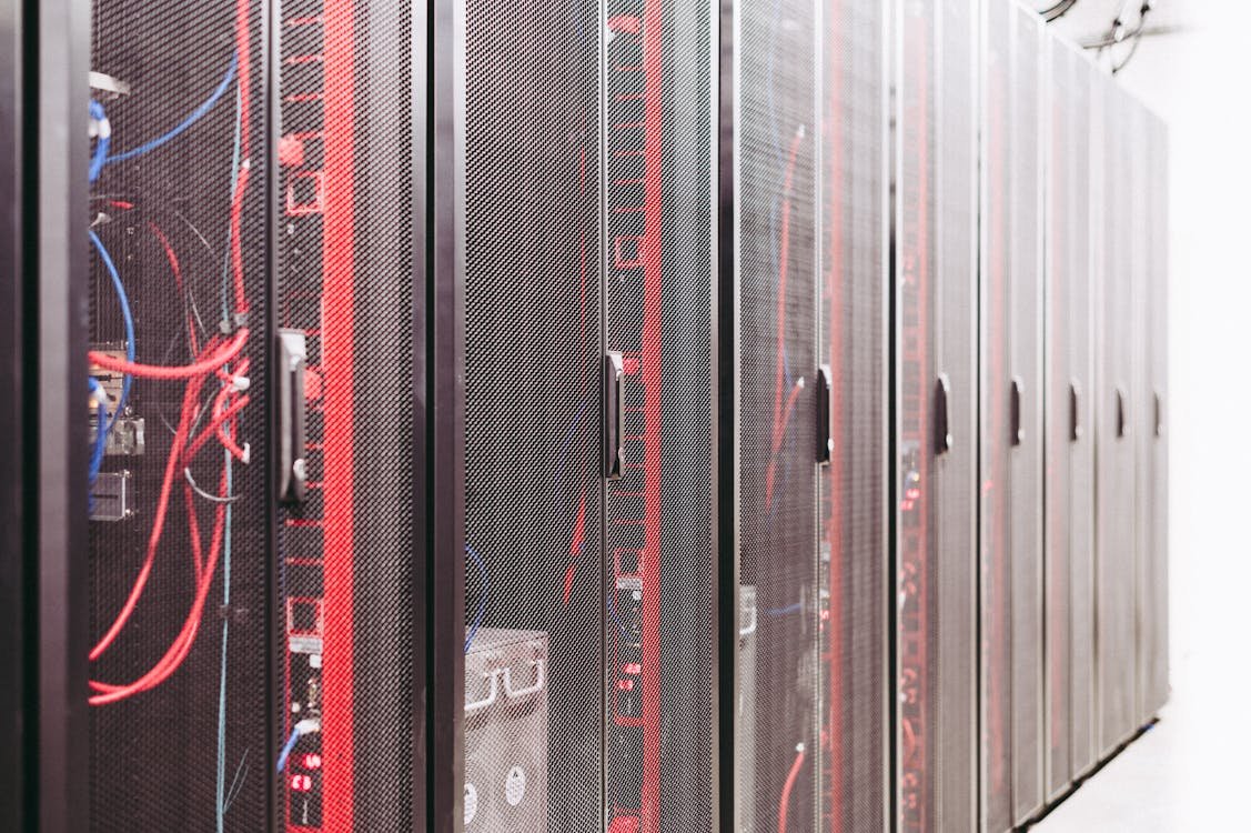 When to Upgrade from Shared Hosting to VPS: Lessons from Running 7 Live Sites
